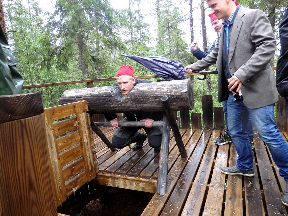 Avr�ttningsplats med stupstock � Sp�ngmyrholmen
